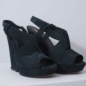 Yves Saint Laurent Green Suede Wedges